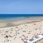 Luxurious In With Wifi 公寓 *