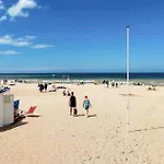 公寓 Luxurious In With Wifi