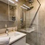 Luxurious In With Wifi